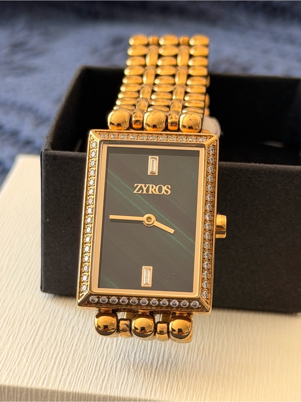 Elegant Women's Zyros Watch